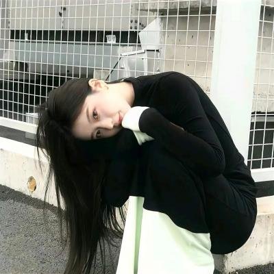 女恶魔人